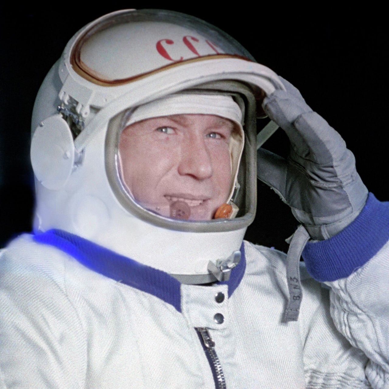 11 октября 2019 года скончался космонавт Алексей Леонов