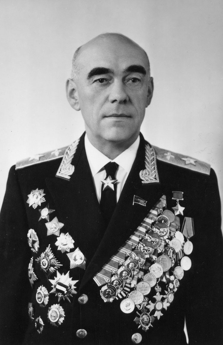 23 октября 1904 года родился маршал авиации Владимир Александрович Судец
