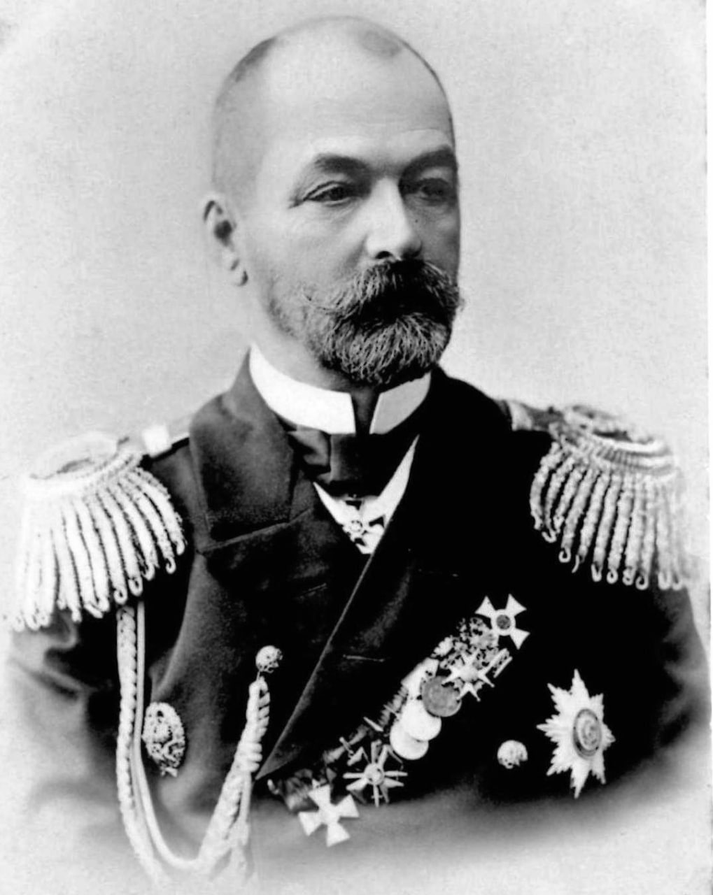11 ноября 1848 года родился Зиновий Петрович Рожественский