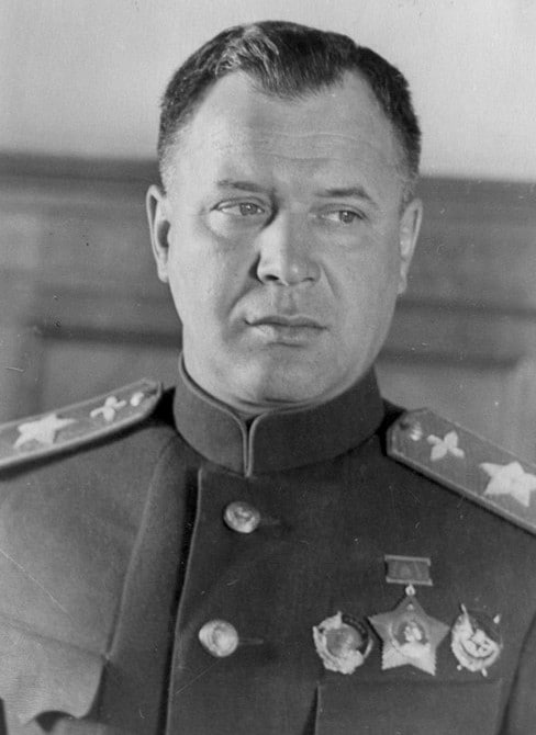 19 ноября 1900 года родился Александр Александрович Новиков
