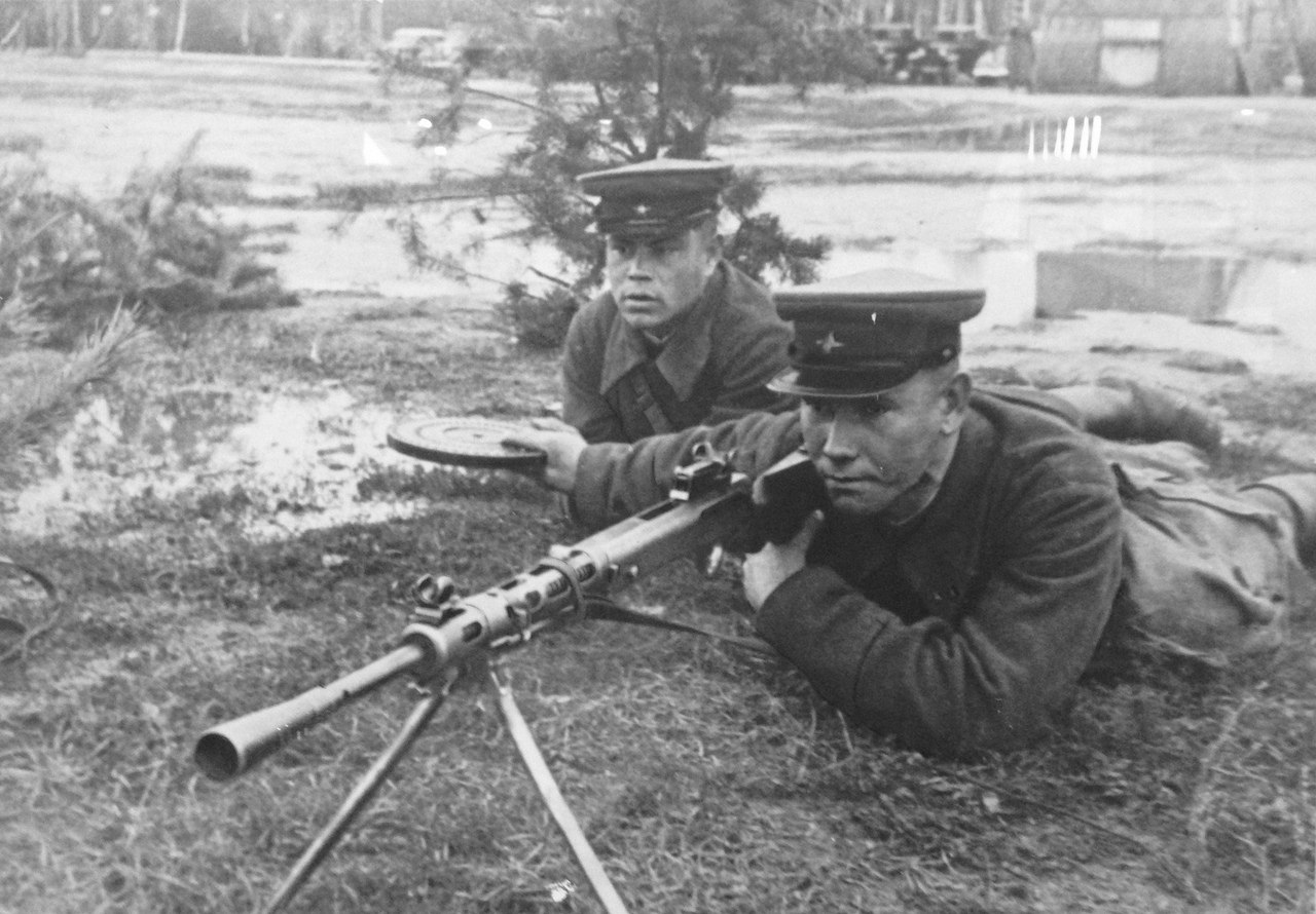 В ноябре 1942 года Герой Советского Союза Афанасий Иванович Ермаков за 17 дней сражений на улицах Сталинграда истребил около 300 гитлеровцев. 