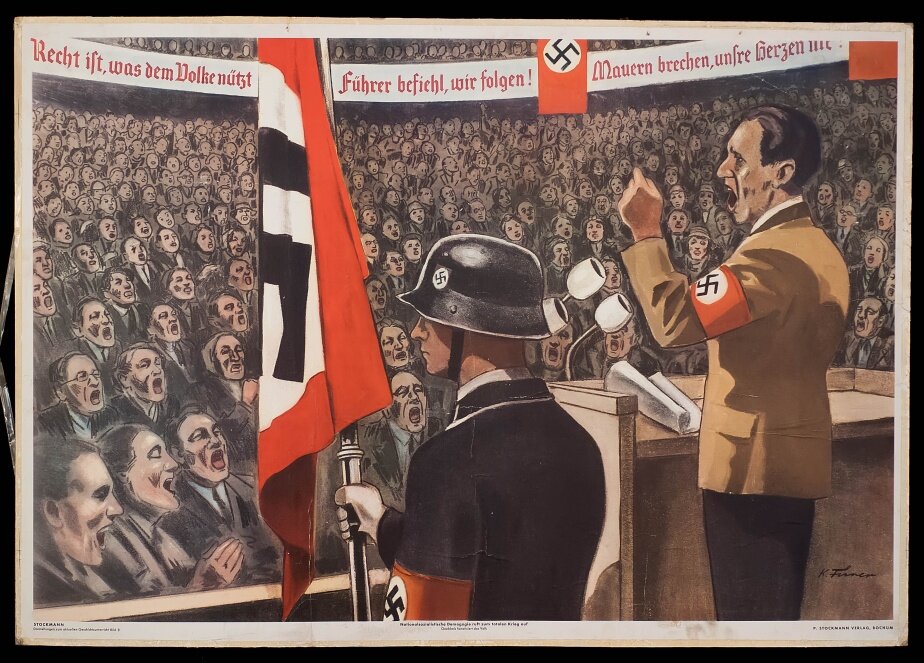 1 декабря 1933 года в нацистской Германии принят Закон об обеспечении единства партии и государства, по которому объявляется, что НСДАП является «главным идеологом всех немцев в Германии, и эта партия неразрывно связана с государством», а также «является органом общественного права».