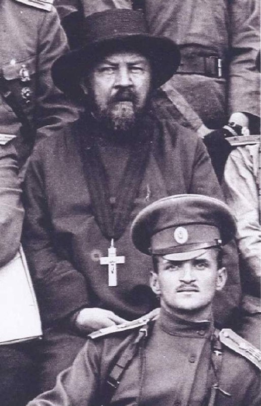 🇷🇺🇷🇺🇷🇺7 декабря 1769 г. указом Екатерины II был учреждён императорский военный орден Святого Великомученика и Победоносца Георгия -  самая высокая из военных наград России.