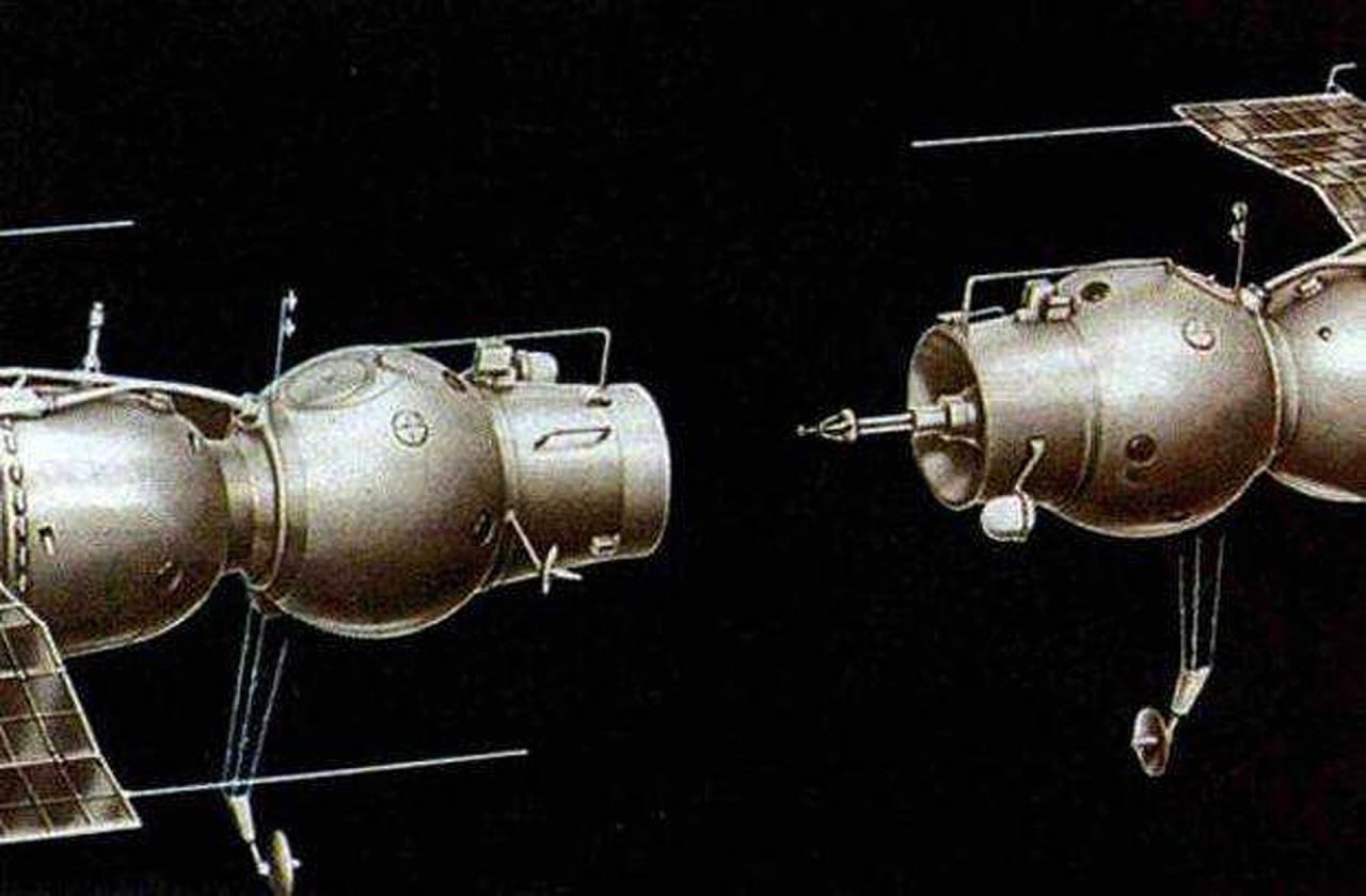 16 января 1969 года состоялась первая в истории пилотируемая стыковка в космосе