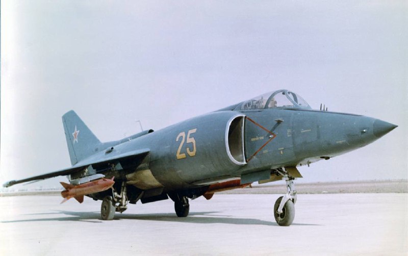 25 февраля 1972 года лётчик-испытатель