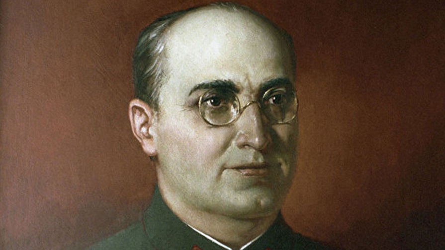 29 марта 1899 года родился советский политический и государственный деятель, ближайший соратник Сталина Лаврентий Павлович Берия 