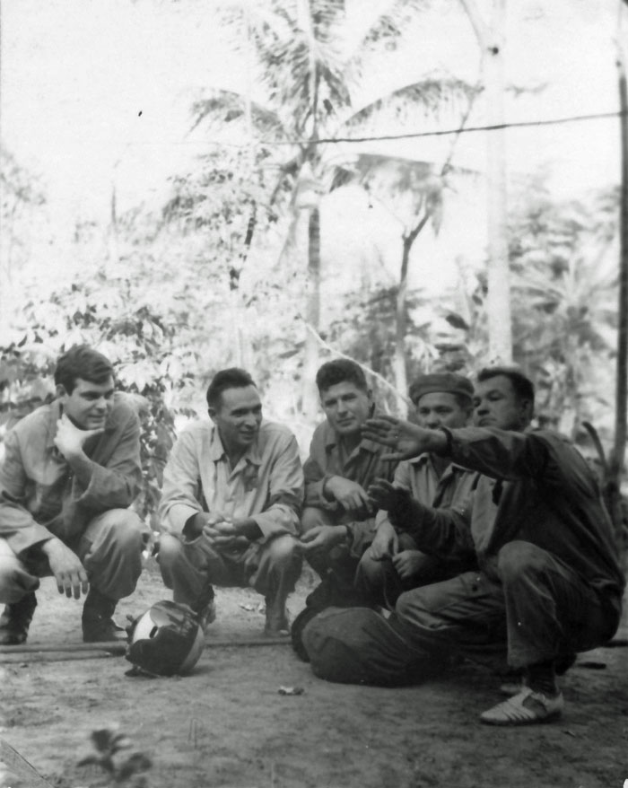 ✈️4 апреля 1965 года на защиту неба Вьетнама встали советские истребители. 
