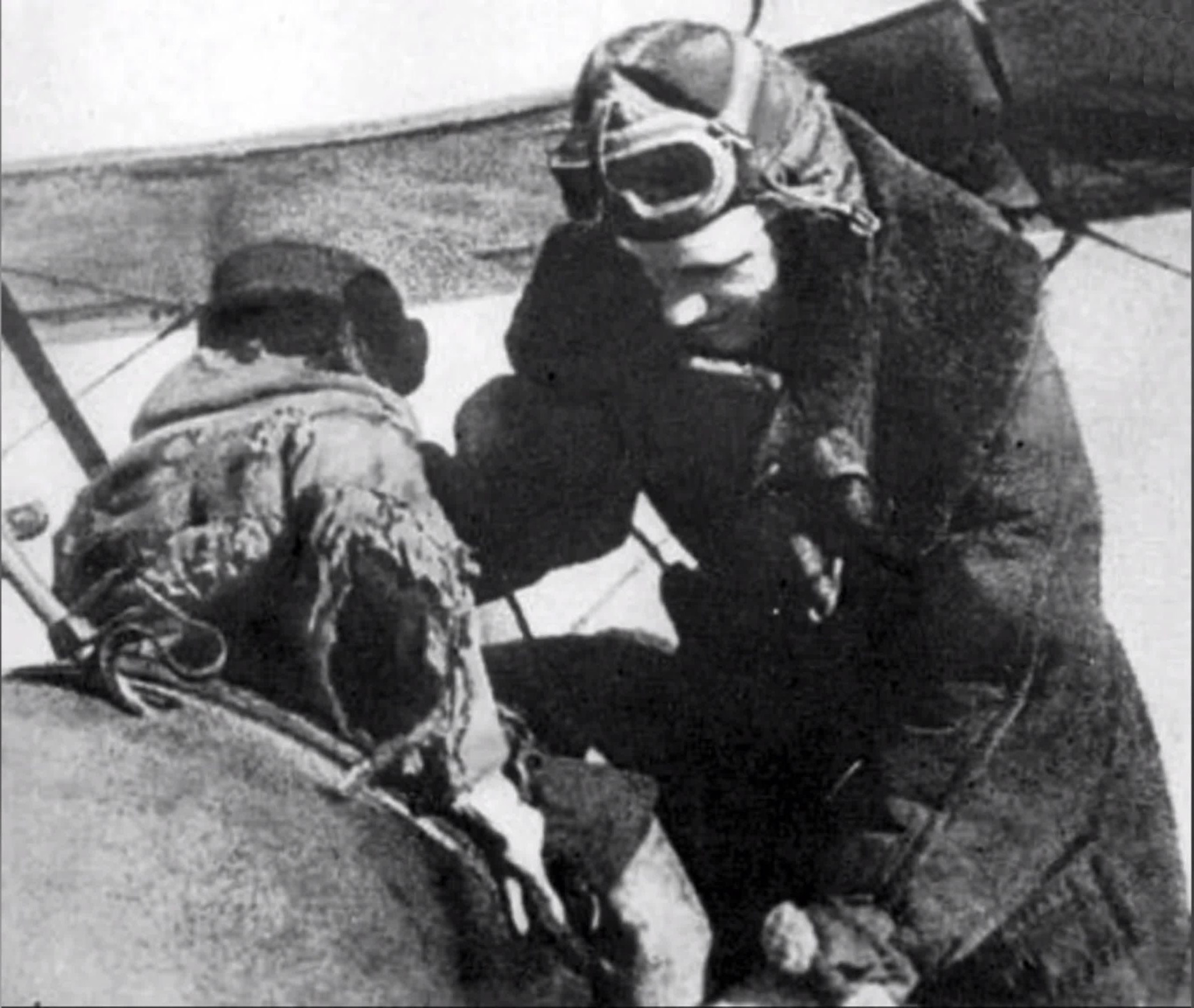 80 лет назад, 11 апреля 1944 года, советский летчик Александр Петрович Мамкин совершил беспримерный подвиг! 