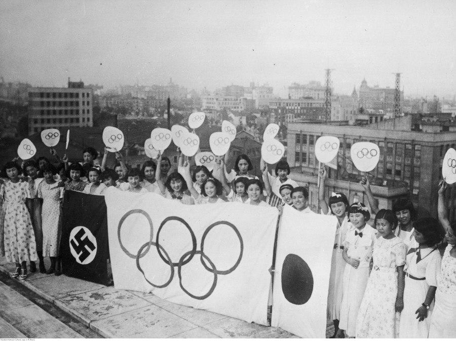 2 мая 1940 года и 1944 года были отменены XII и XIII летние Олимпийские игры