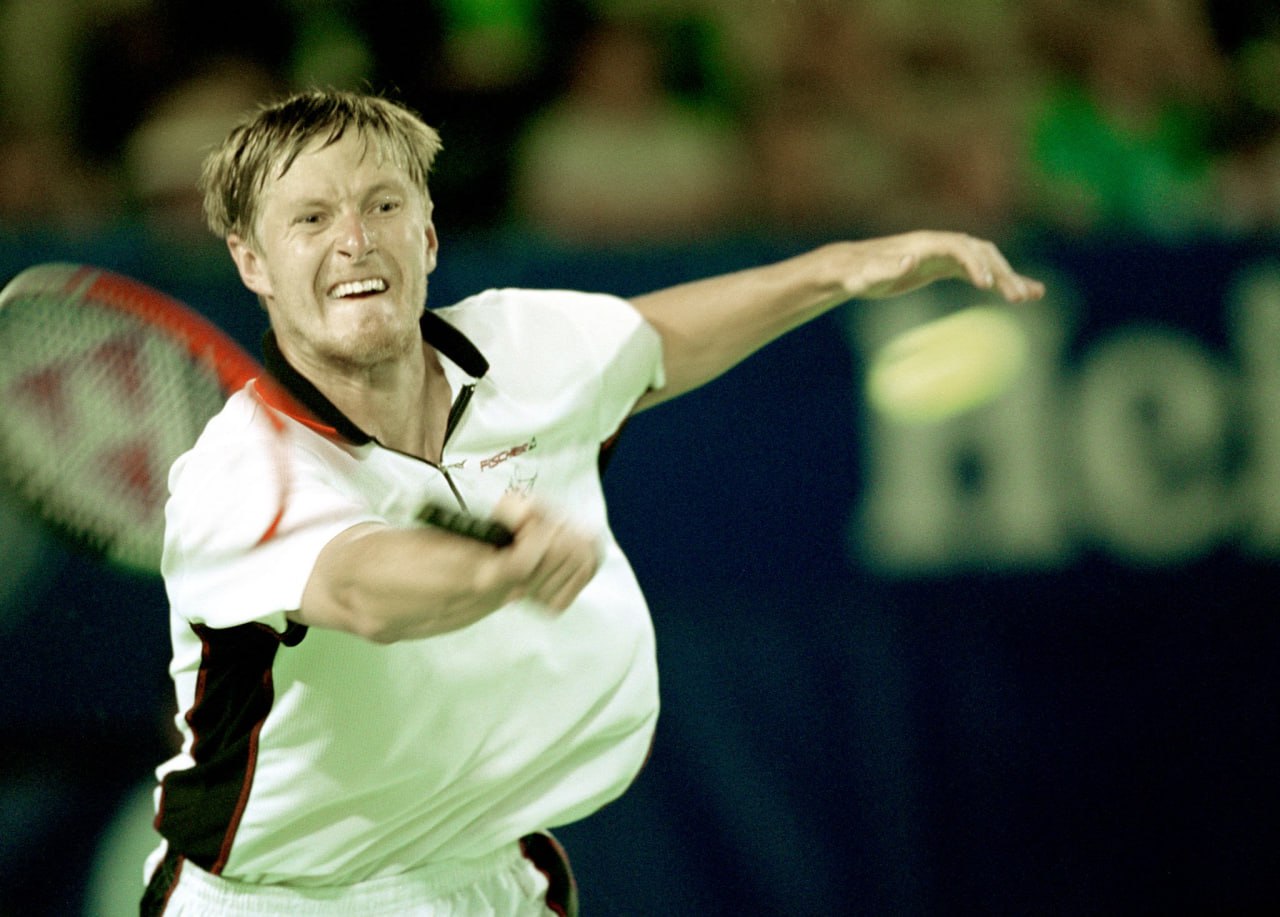 🏅🎾 3 мая 1999 года Евгений Кафельников, которому тогда было 25 лет, стал первой ракеткой мира и первым представителем России, кому удалось подобное