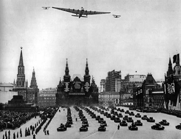 ⚫️ 15 мая 1939 года гигантский шестимоторный самолёт АНТ-20бис совершил первый полёт