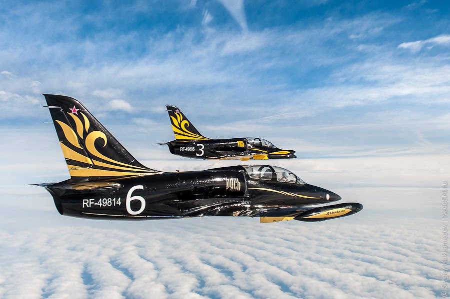 ✈️ 3 июня 1987 года состоялся первый публичный показ старейшей российской пилотажной группы «Русь» 