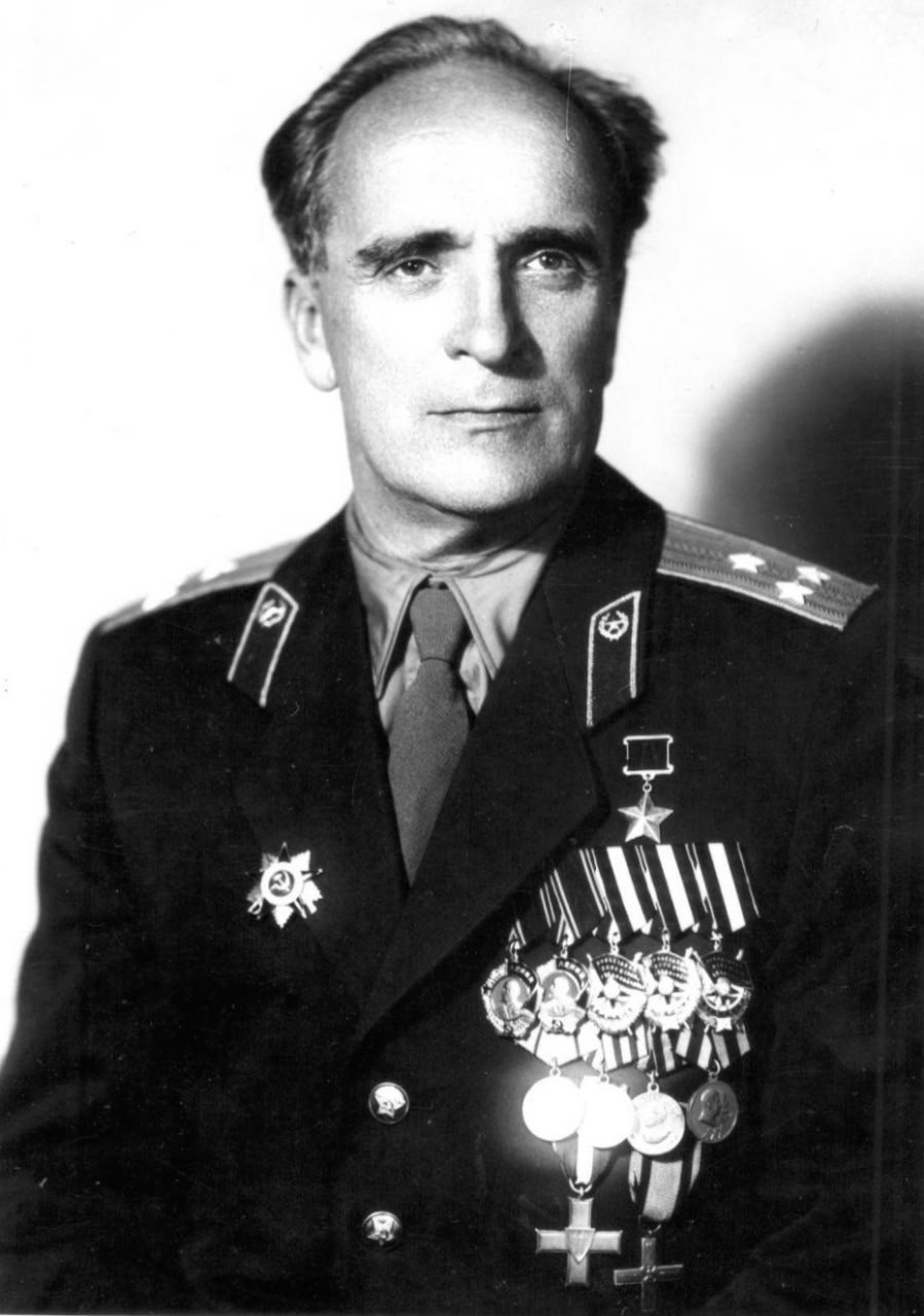 🎖7 июня 1902 года родился Герой Советского Союза глава партизанского соединения «Охотники» Николай Архипович Прокопюк