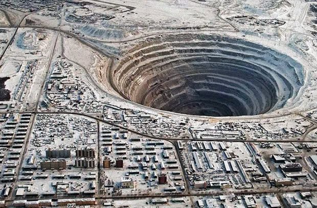 💎 12 июня 1955 года в Якутии открыто первое месторождение алмазов 