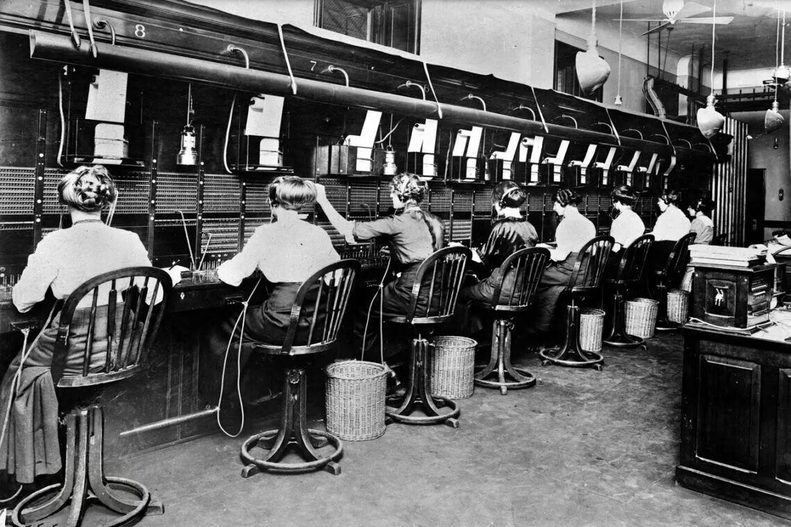 📞 20 июня 1881 года в Нижнем Новгороде  была запущена первая в России линия телефонной связи