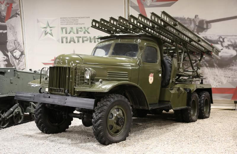 🚗 21 июня 1941 года на вооружение Рабоче-крестьянской Красной армии была принята боевая машина реактивной артиллерии БМ-13, известная как «Катюша»