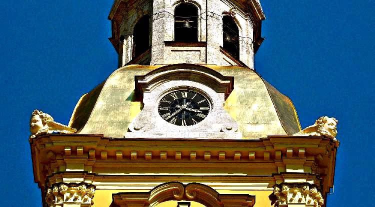 ⏰ 25 июня 1926 года куранты Петропавловского собора в Ленинграде впервые сыграли «Интернационал»