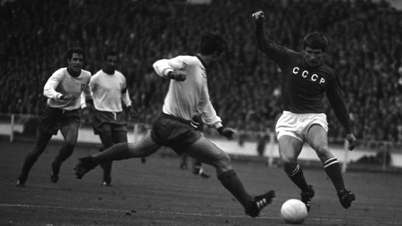 ⚽️ 25 июня 1946 года СССР вступил в Международный федерацию футбола (ФИФА) 