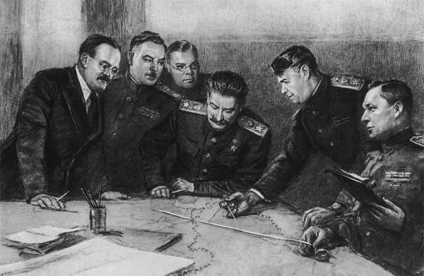 30 июня 1941 года образован Государственный комитет обороны - чрезвычайный орган управления, обладавший всей полнотой военной, политической и хозяйственной власти в СССР