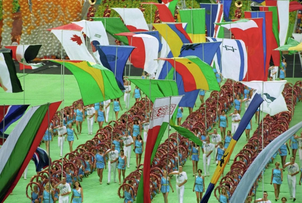 11 июля 1998 года в Москве состоялось торжественное открытие Всемирных юношеских игр