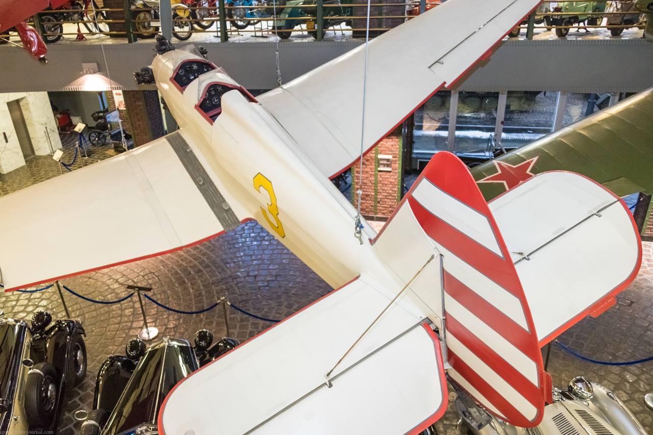 89 лет назад 11 июля 1935 года совершен первый полет самолета АИР-10 ✈️, разработанного под руководством знаменитого авиаконструктора А.С. Яковлева. 