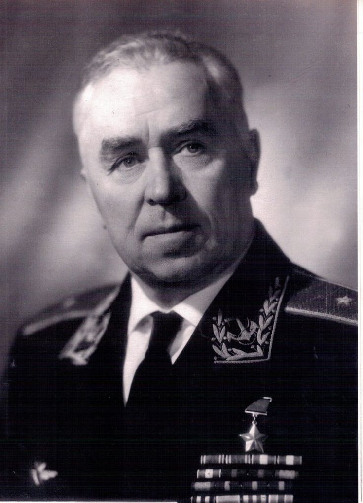 🎖20 июля 1906 года родился советский летчик-полярник, генерал-майор авиации, Герой Советского Союза Илья Павлович Мазурук