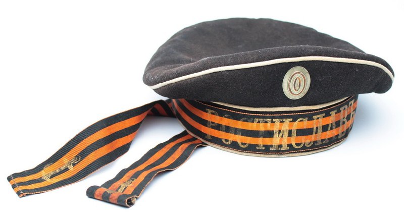 20 июля 1878 г. матросы Гвардейского флотского экипажа и Черноморского флота получили бескозырки с георгиевскими лентами. 