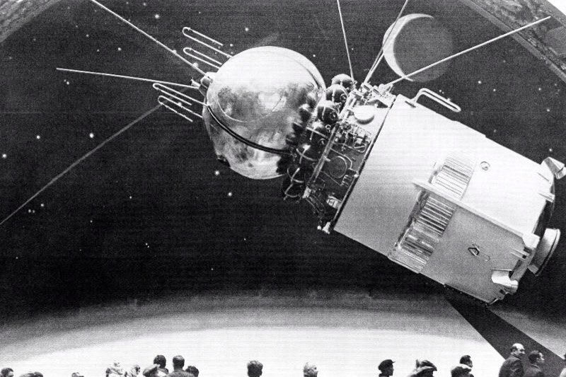 🚀 11 августа 1962 года с космодрома Байконур стартовал космический корабль «Восток-3», пилотируемый третьим советским космонавтом Андрияном Николаевым