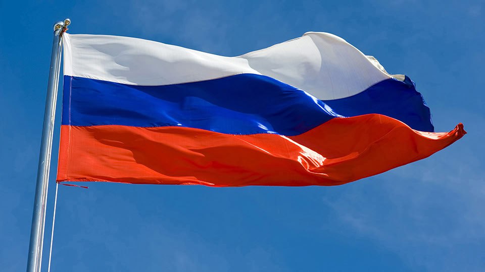 🇷🇺 22 августа 1991 года Верховный совет РСФСР утвердил национальный флаг страны — триколор из равновеликих горизонтальных белой, лазоревой и алой полос