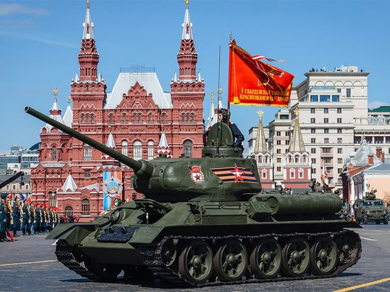 ⭐ 22 августа 1942 года на Кировском заводе в Челябинске было начато конвейерное производство танков Т-34