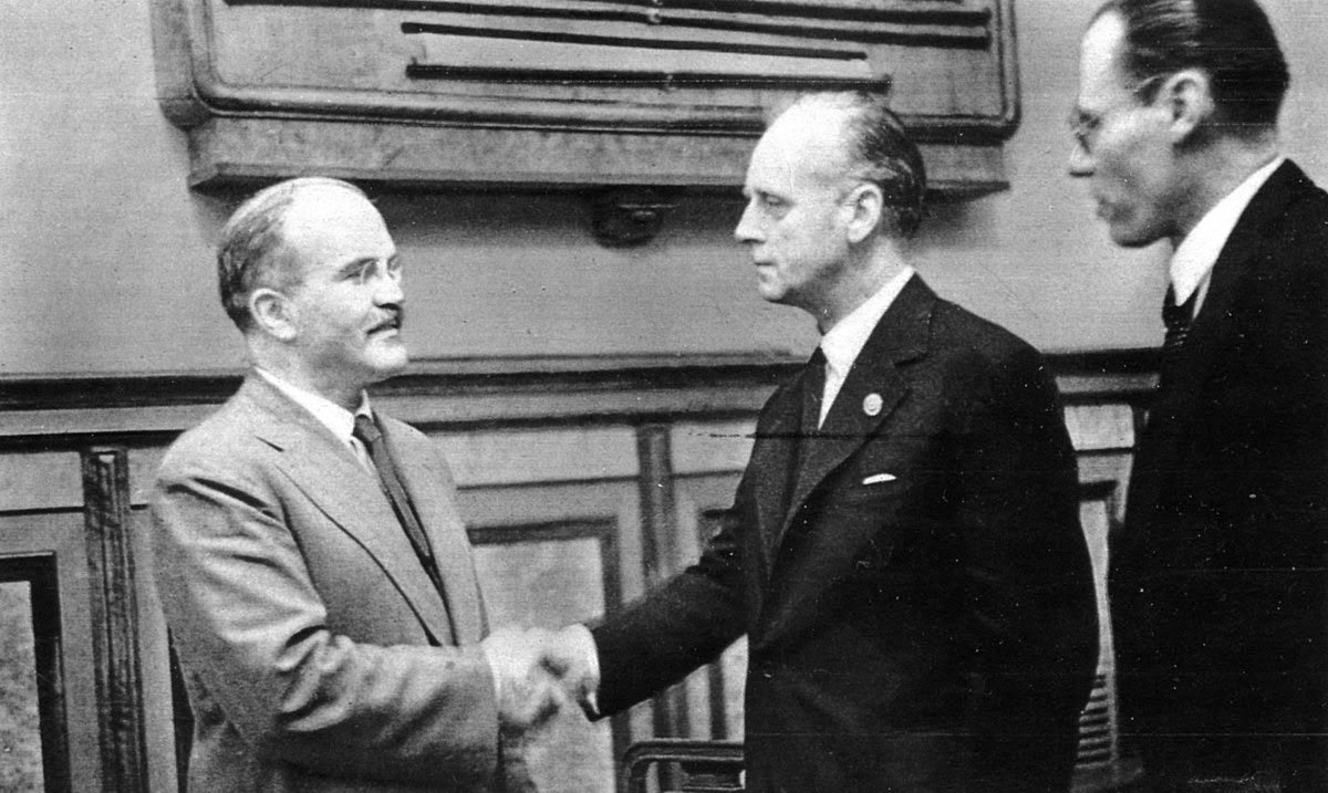 ⚫️ 23 августа 1939 года был заключён Договор о ненападении между Германией и Советским Союзом