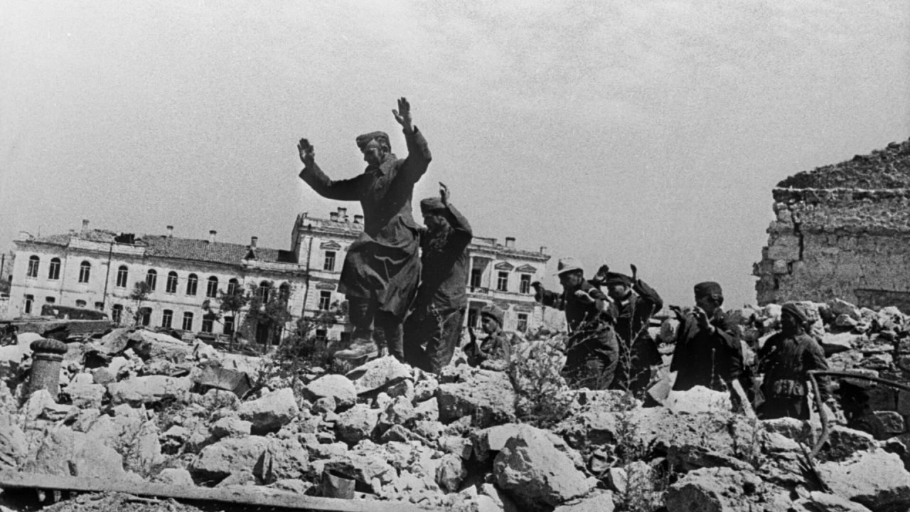 ⭐ 10 сентября 1943 года советские войска освободили от нацистских захватчиков город Мариуполь 