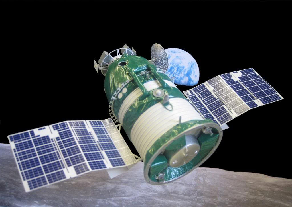 🚀 15 сентября 1968 года СССР с космодрома Байконур с помощью ракеты-носителя «Протон» был запущен орбитальный аппарат «Зонд-5»