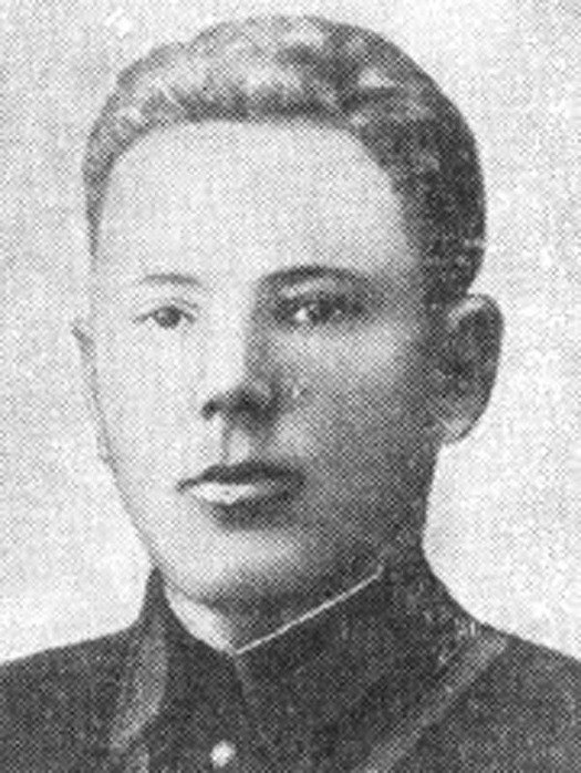 🎖22 сентября 1918 родился советский партизан, Герой Советского Союза, младший лейтенант Михаил Иванович Петров