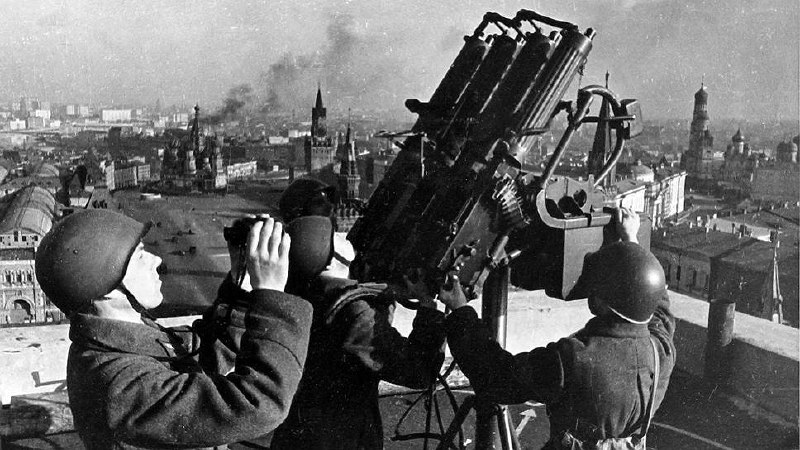 ⚔️5 октября 1941 года Государственный Комитет Обороны СССР принял постановление о защите Москвы