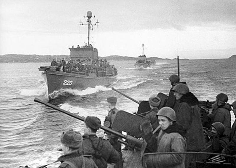 ⚔️ 7 октября 1944 года началась Петсамо-Киркенесская операция РККА