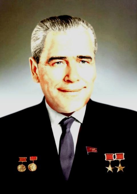 7 ноября 1911 года родился Михаил Кузьмич Янгель