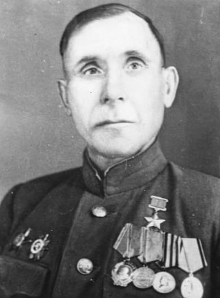 17 ноября 1912 года родился Григорий Лукьянович Евишев