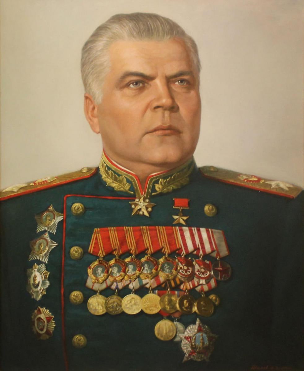 22 ноября 1898 года родился Родион Яковлевич Малиновский