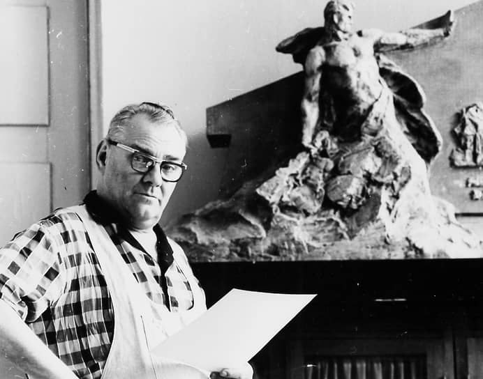 28 декабря 1908 года родился Евгений Вучетич