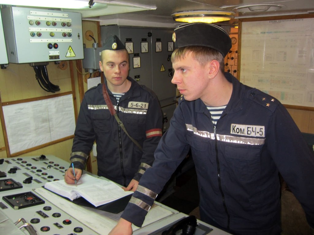 10 января отмечается День инженера-механика ВМФ России