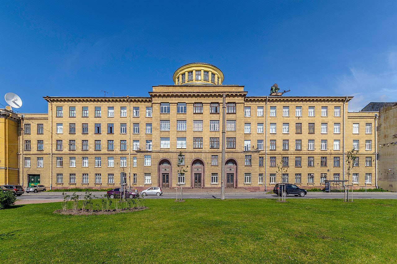 16 января 1712 года Пётр I основывает первую русскую Военную инженерную школу