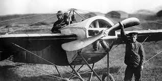 17 января 1921 года издан Декрет СНК РСФСР «О воздушных передвижениях»