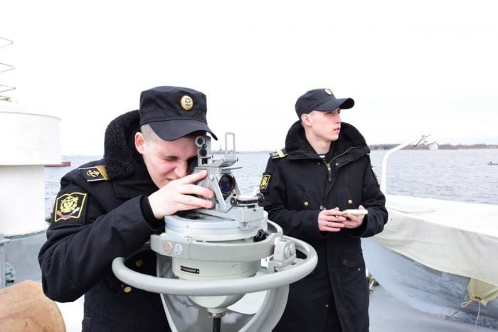 25 января в России отмечается День штурманов Военно-Морского Флота