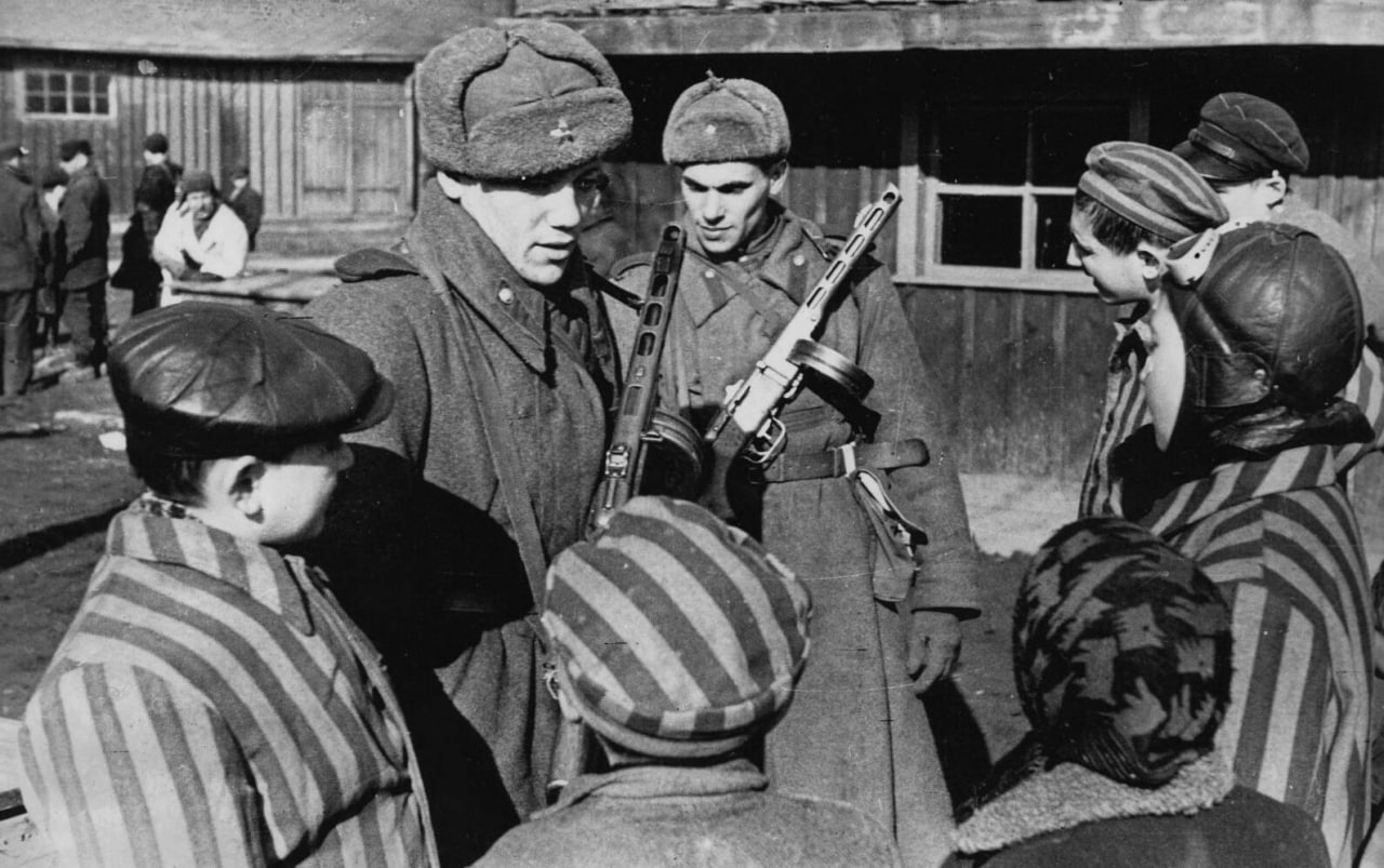 27 января 1945 года — Освобождение узников Освенцима
