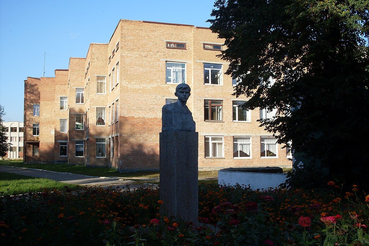 11 февраля 1930 года родился Валентин Котик