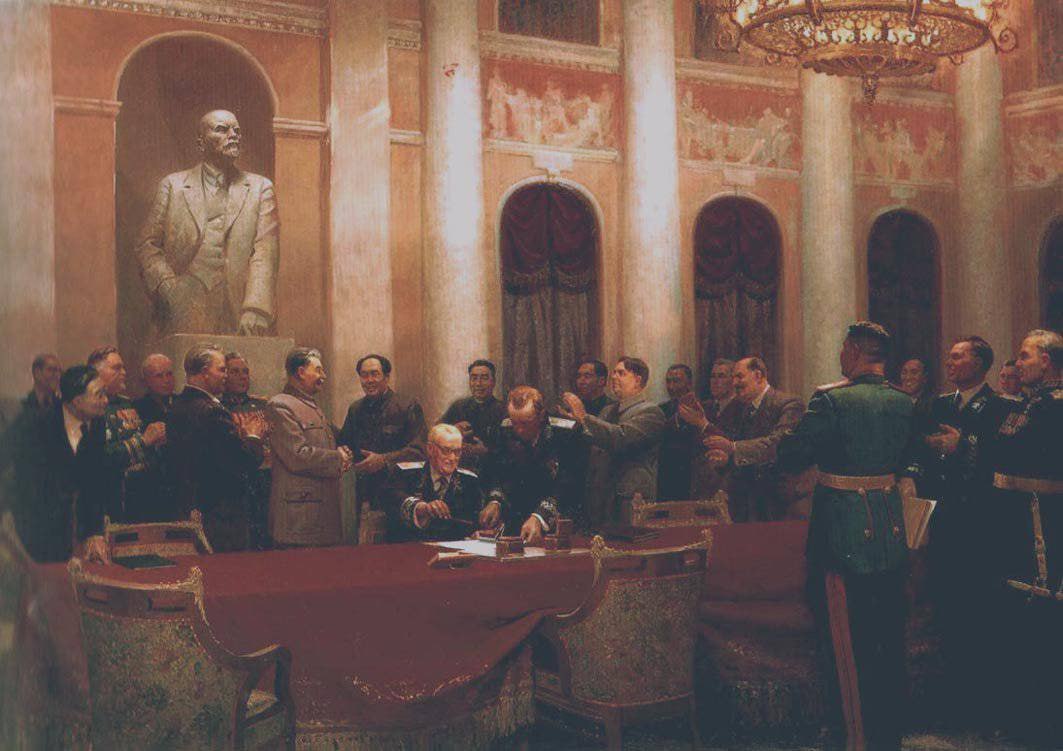 14 февраля 1950 года в Москве подписан советско-китайский «Договор о дружбе, союзе и взаимной помощи»