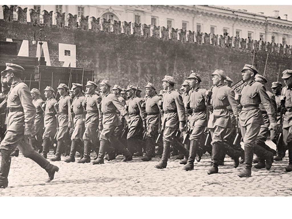 2 марта 1925 года по всем воинским частям СССР разослан приказ Реввоенсовета о введении единоначалия в РККА