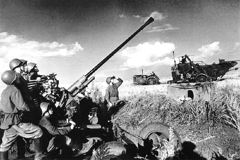 Дневное сообщение Совинформбюро 17 апреля 1943 года