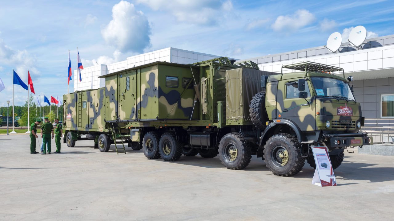 29 мая Вооружённые силы Российской Федерации отмечают День военного автомобилиста — профессиональный праздник, установленный приказом Министра обороны РФ № 100 от 24 февраля 2000 года.